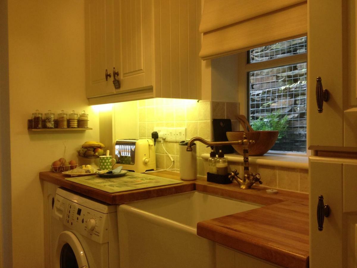 Snowdonia Snug - Studio Style Accommodation Dolgellau Exterior photo